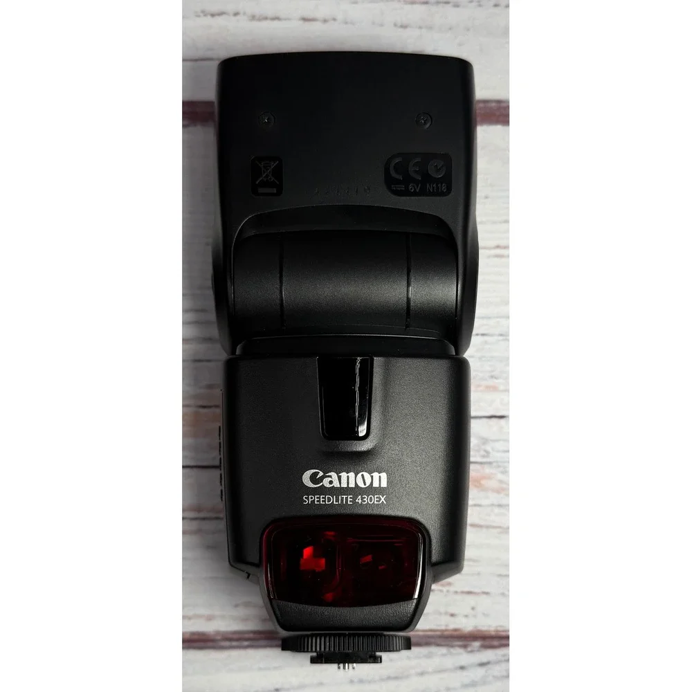 Canon Speedlite 430EX External Flash for EOS DSLR with Case Stand and Manual‎